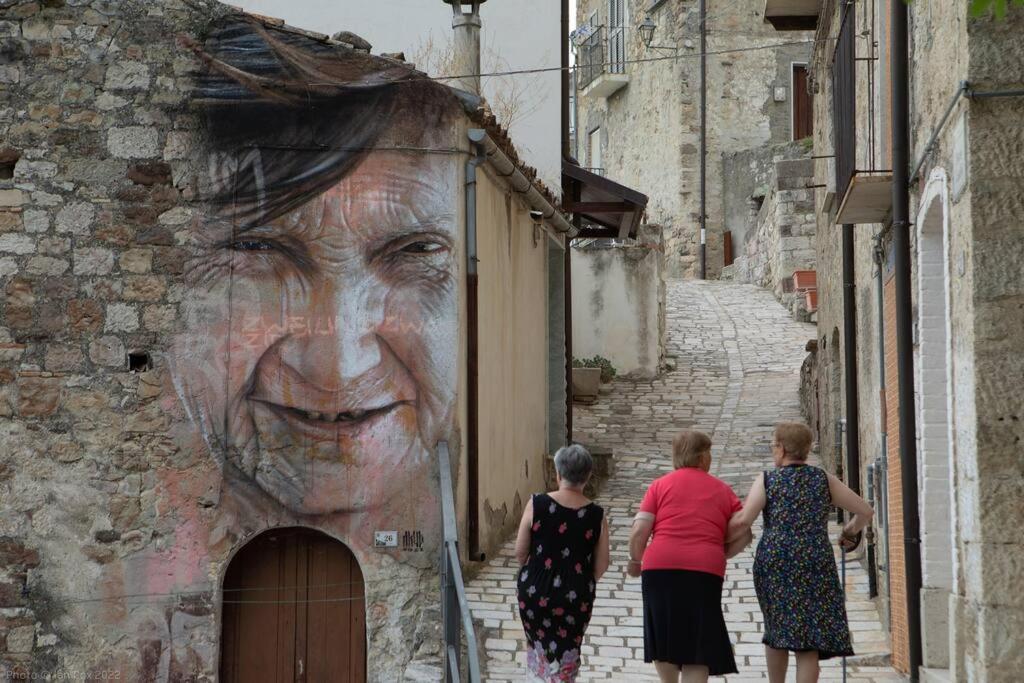 Da Nonna Ida Villa Civita Campomarano Eksteriør bilde